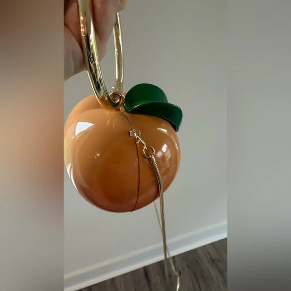 Zara peach shape box bag, 2025 clutch with chain strap - Picture 8 of 8